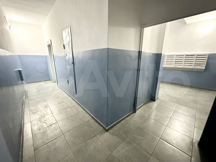 2-к. квартира, 40 м², 1/9 эт.