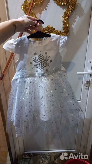 Платье для девочки 98 новое