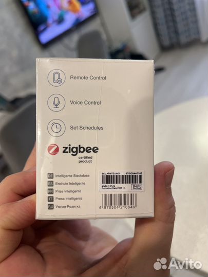 Умная розетка aqara