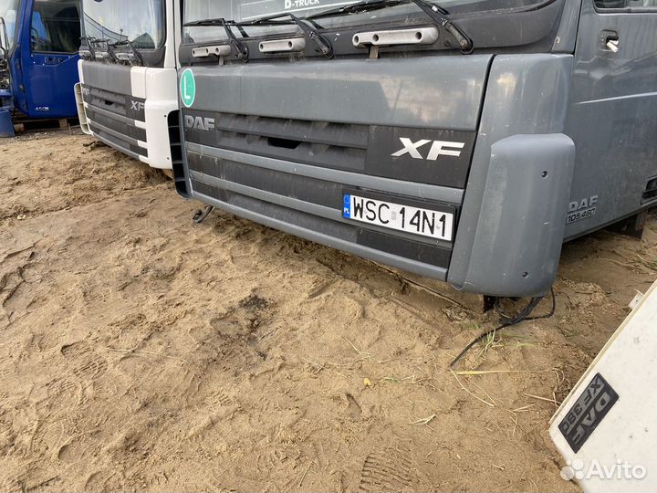 Капот DAF XF105 в сборе цвет серый белый с европей