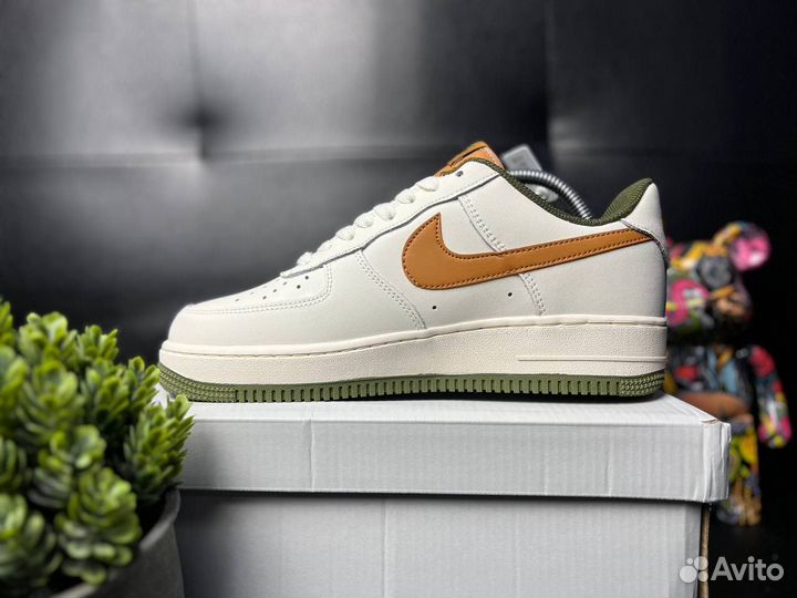 Кроссовки Nike Air Force 1 07 low