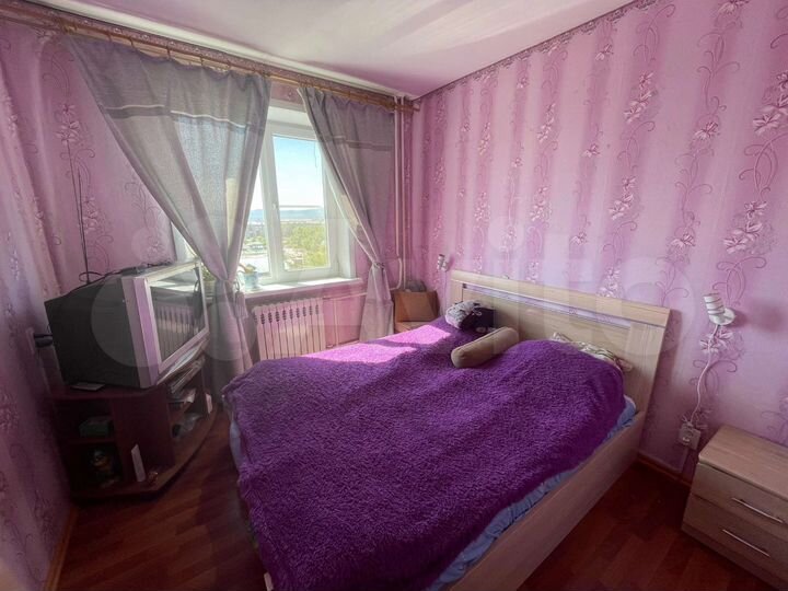 4-к. квартира, 87 м², 8/10 эт.