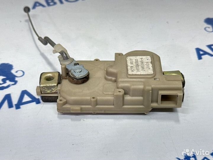 Активатор замка багажника Nissan Primera P12