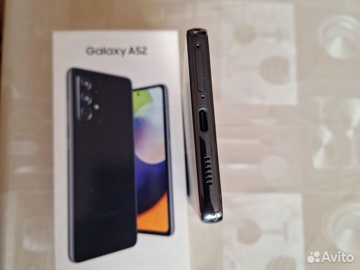 Samsung Galaxy A52, 8/256 ГБ