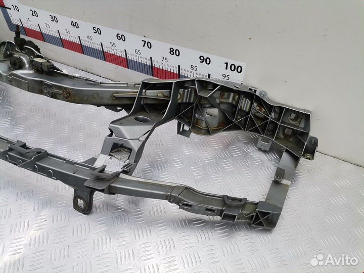 Панель передняя (телевизор) для Ford Focus 2