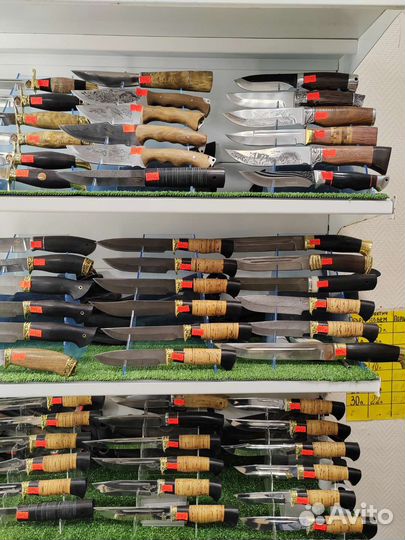 Охотничьи и туристические ножи