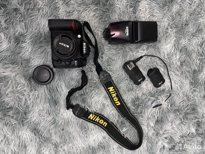 Зеркальный фотоопарат nikon D7000