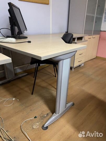 Офисная мебель б/у
