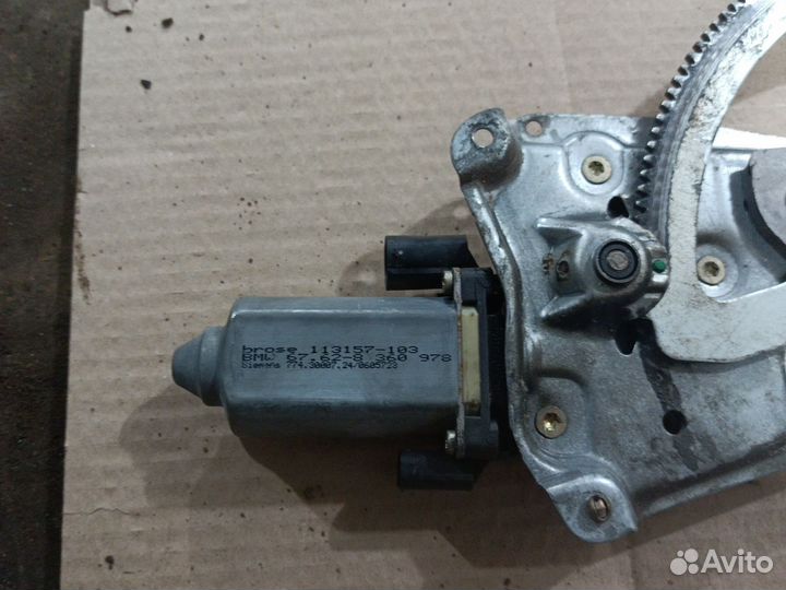 Стеклоподъёмник передний правый BMW 3 e36