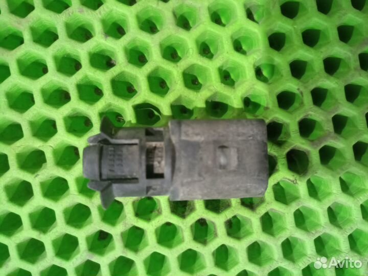 Датчик температуры воздуха Volkswagen Golf IV 4