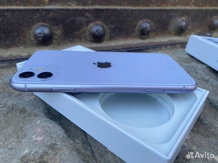 iPhone 11, 128 ГБ