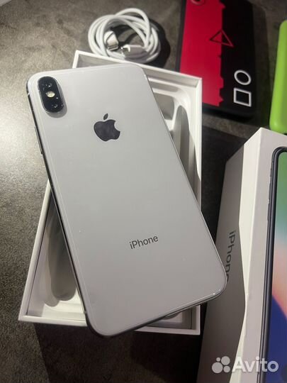 iPhone X, 256 ГБ