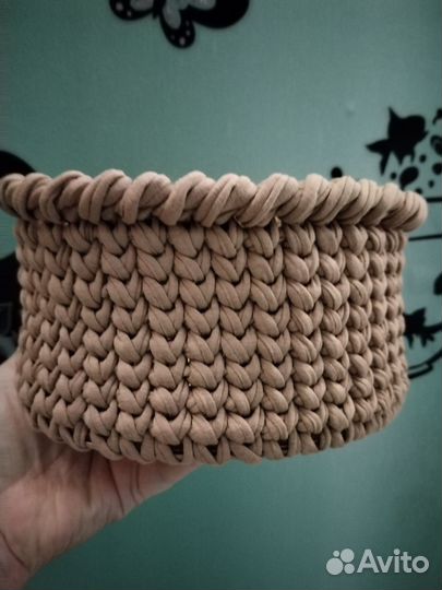Корзина вязаная