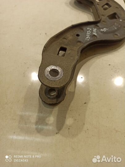 Рычаг подвески(задний правый верхний)