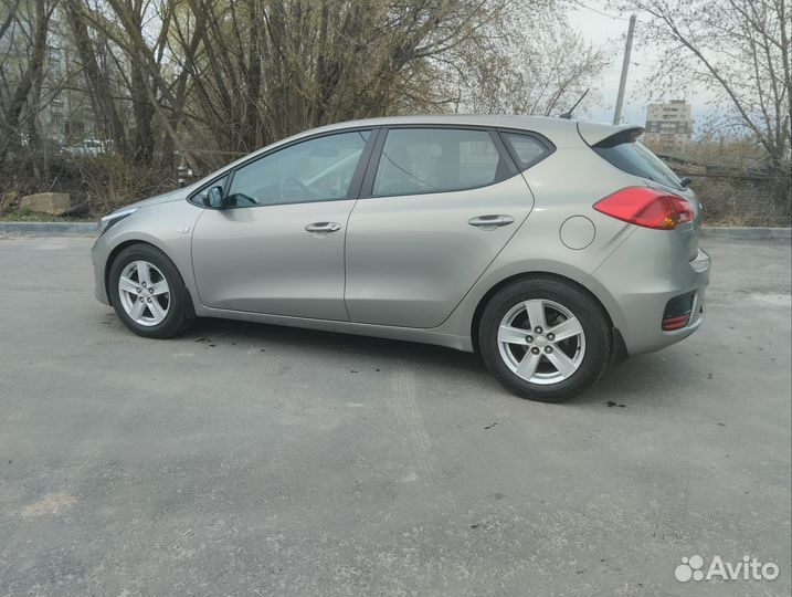 Kia Ceed 1.6 AT, 2015, 108 000 км