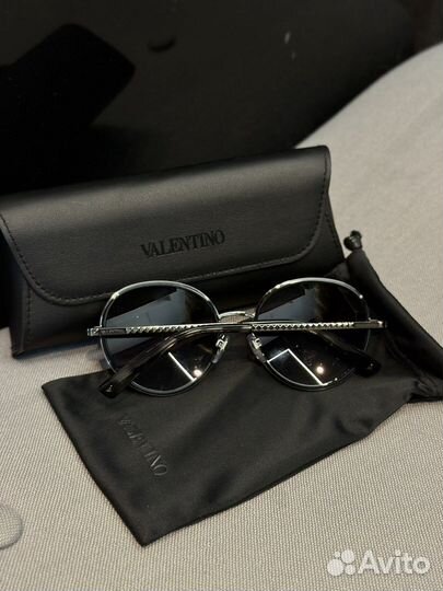 Очки valentino