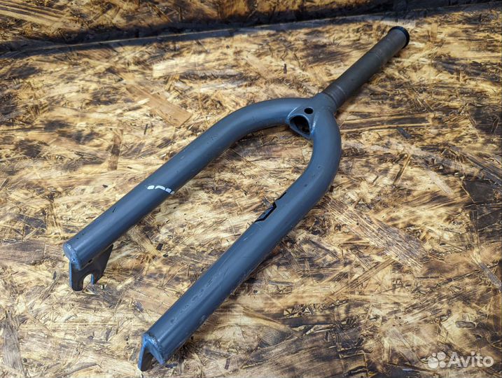 Вилка Fiend Embryo V2