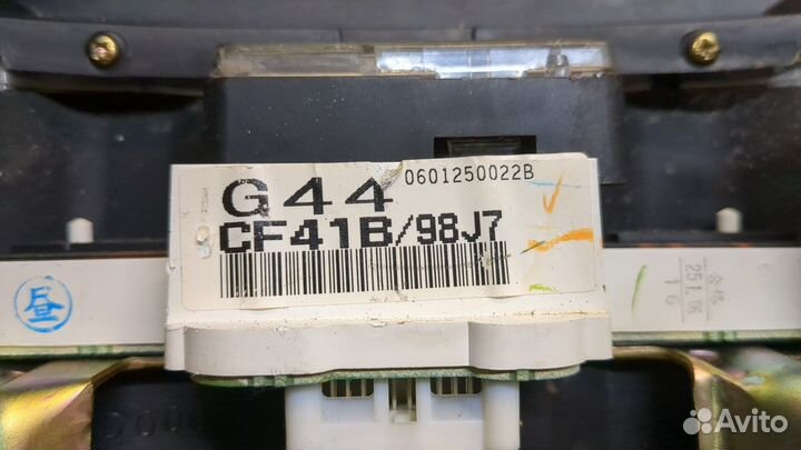 Щиток приборов (приборная панель) Nissan 350Z, 2006