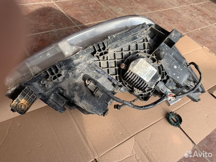 Фара левая на Патрол Y62