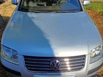 Volkswagen Passat 2.0 MT, 2001, битый, 350 000 км, с пробегом, цена 350 000 руб.