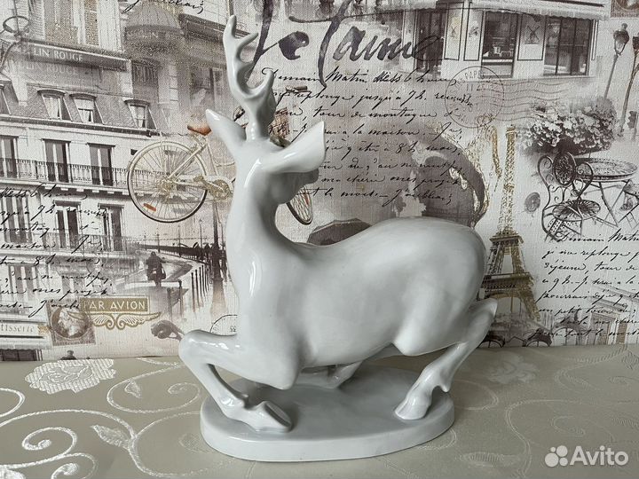 Фарфоровая статуэтка редкий белый олень СССР