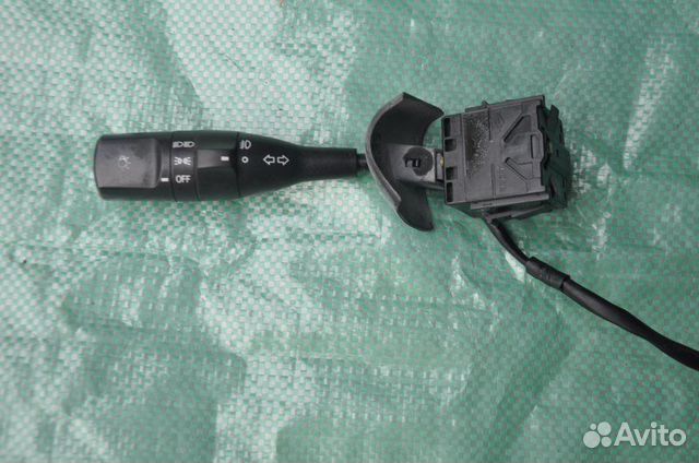 Подрулевой переключатель поворотников Chevrolet