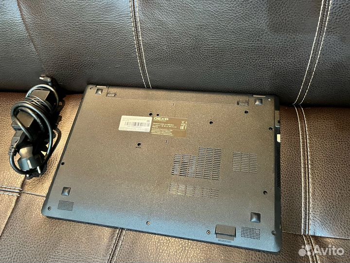 Ноутбук dexp