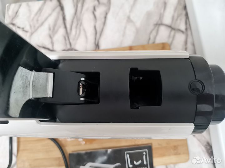 Кофемашина капсульная Lui Nespresso Lux