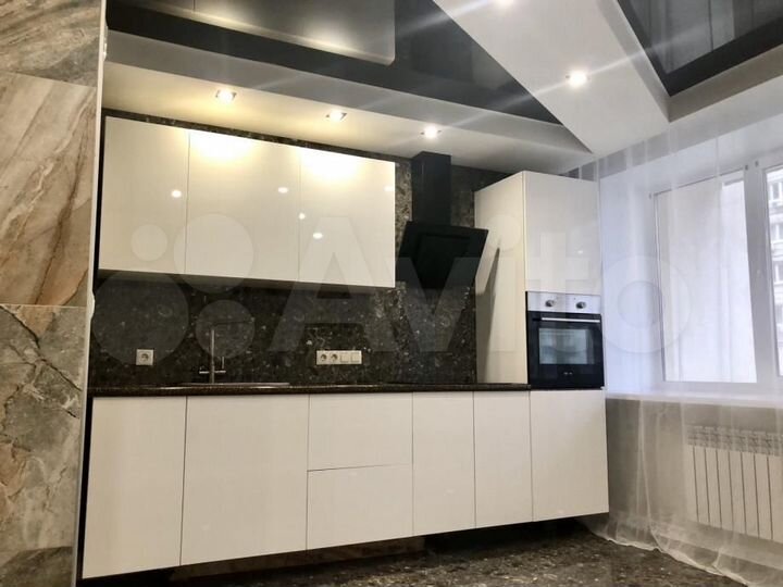 2-к. квартира, 50 м², 3/10 эт.
