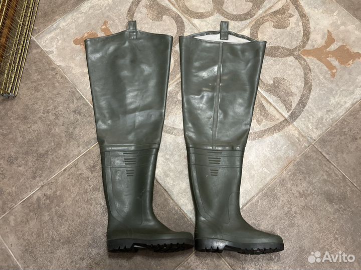 Болотные сапоги