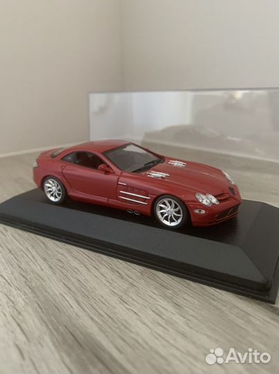 Mercedes-benz SLR McLaren 2003 (масштаб 1:43)