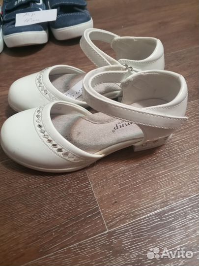 Сандали, туфли