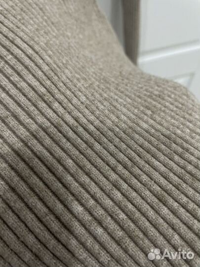 Платье и свитер