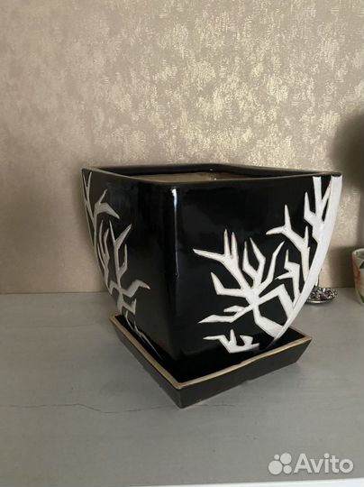 Горшо для цветов напольный