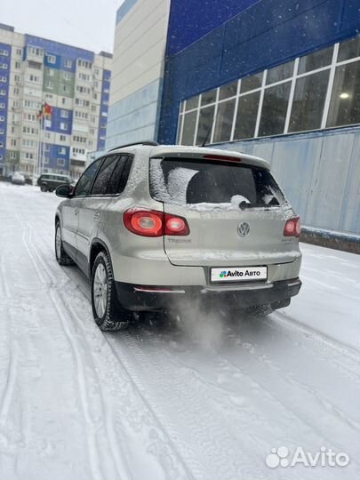 Volkswagen Tiguan 2.0 AT, 2011, 142 380 км