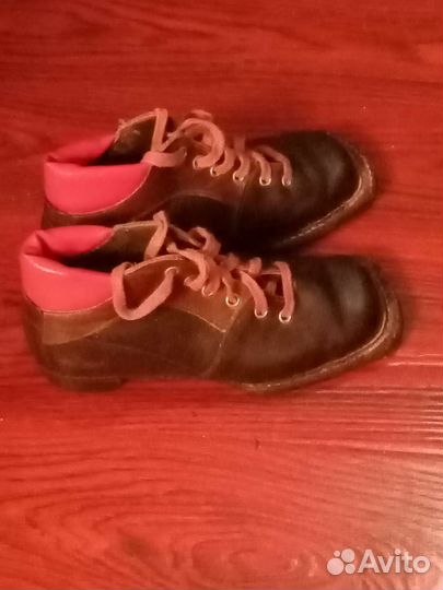 Лыжные ботинки