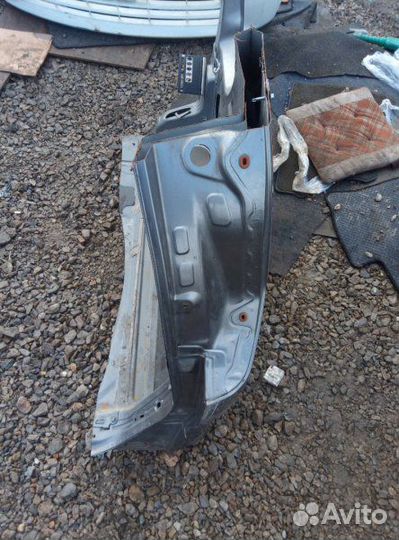 Крыло заднее правое Nissan X-Trail T31