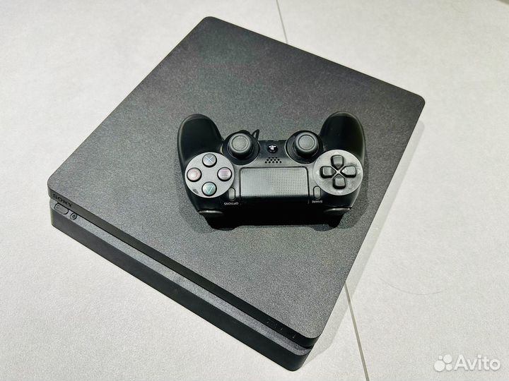 PS4 slim 1Tb / 3я ревизия / 2 игры / 2208b