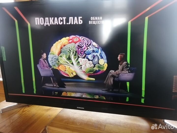 Смарт телевизор Samsung UE32J4500AK