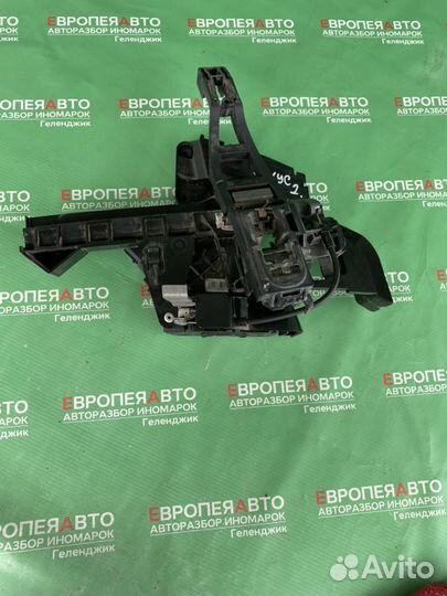 Замок задней левой двери Ford Focus II 2008-2011