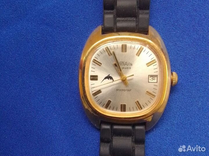 Часы cornavin