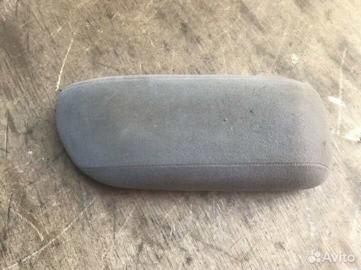 Подлокотник центральный Ford Mondeo 2 Форд Мондео