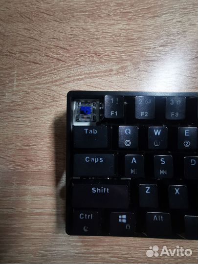 Игровая механическая клавиатура GK61