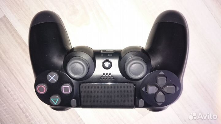 Sony playstation 4 PS4 slim 1tb Guh-2208В