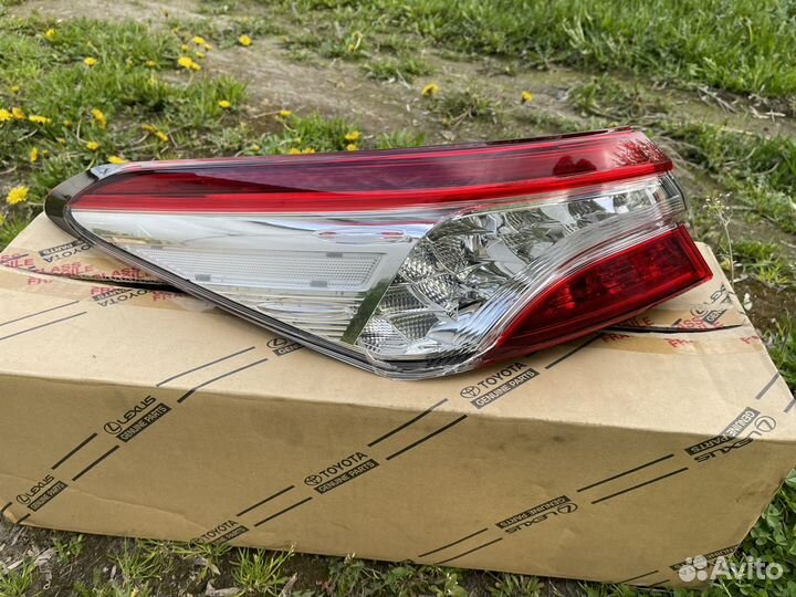 Задний Стоп сигнал toyota camry V 70