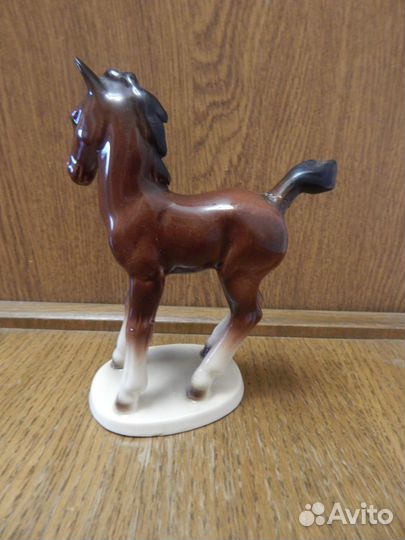 Жеребенок Фарфор Германия
