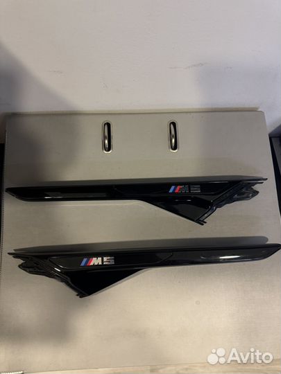 Bmw M5 f90 жабры на крылья