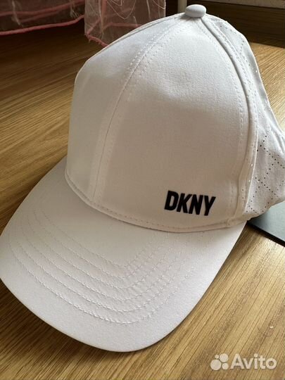 Кепка dkny новая оригинал