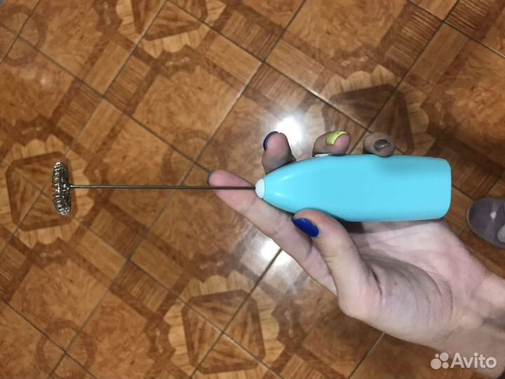 Ручная мини-электрическая взбивалка