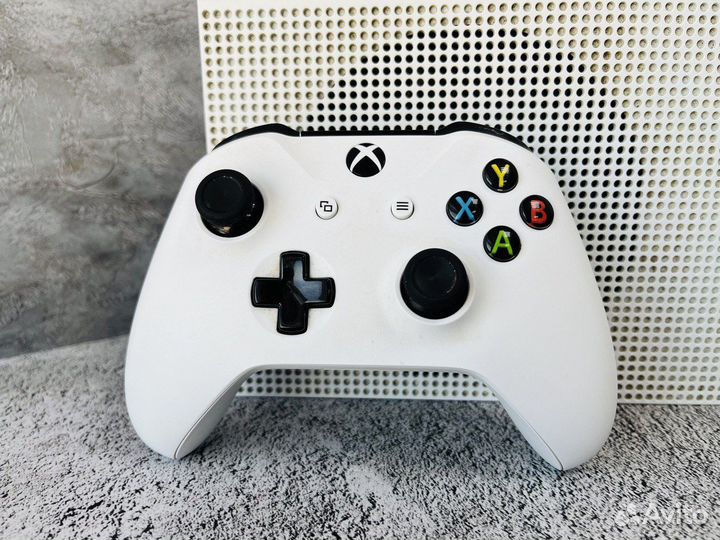 Игровая приставка xbox One S 1TB (Б/У, без коробки